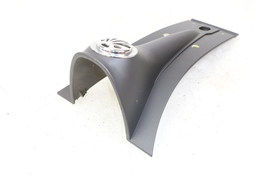 photo de Złącze owiewki przedniej JM MOTORS VX 125 (2022 - 2025) - Zbliżenie techniczne