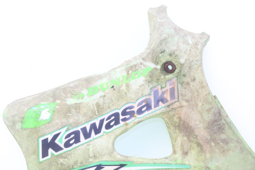 photo de Złącze owiewki przedniej KAWASAKI KX 250 (1994 - 1998) - Widok z bliska