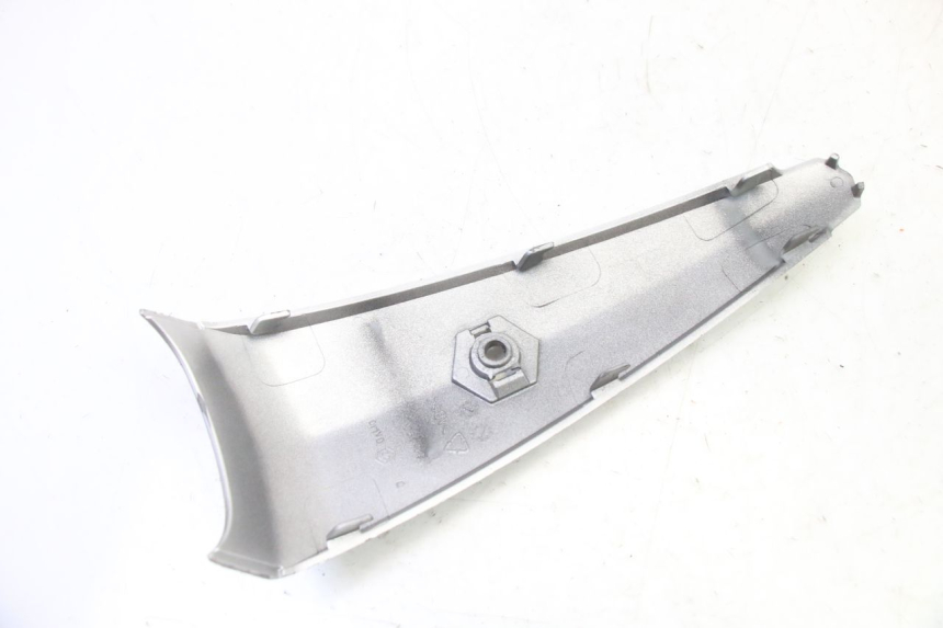 photo de Złącze owiewki przedniej PIAGGIO LIBERTY 4T 50 (2009 - 2015) - Punkty mocowania