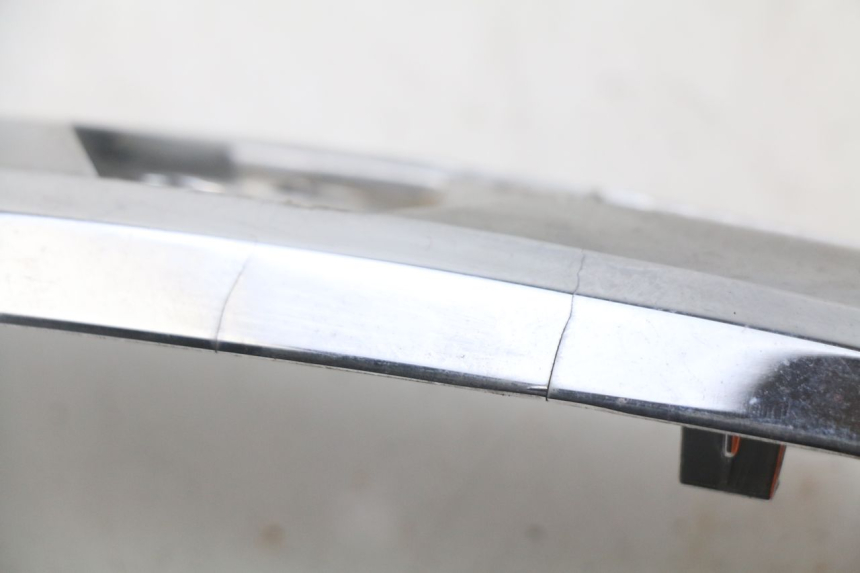 photo de Złącze owiewki przedniej PIAGGIO LIBERTY IGET 4T 50 (2015 - 2020) - Szczegół części