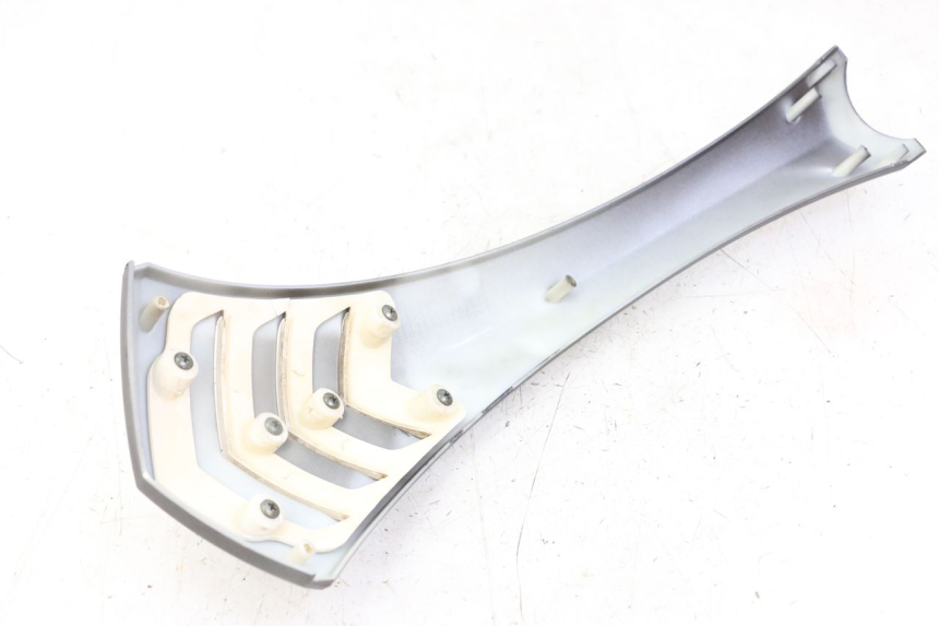 photo de Złącze owiewki przedniej MASH CITY 4T 50 (2018 - 2020) - Zoom stanu zużycia