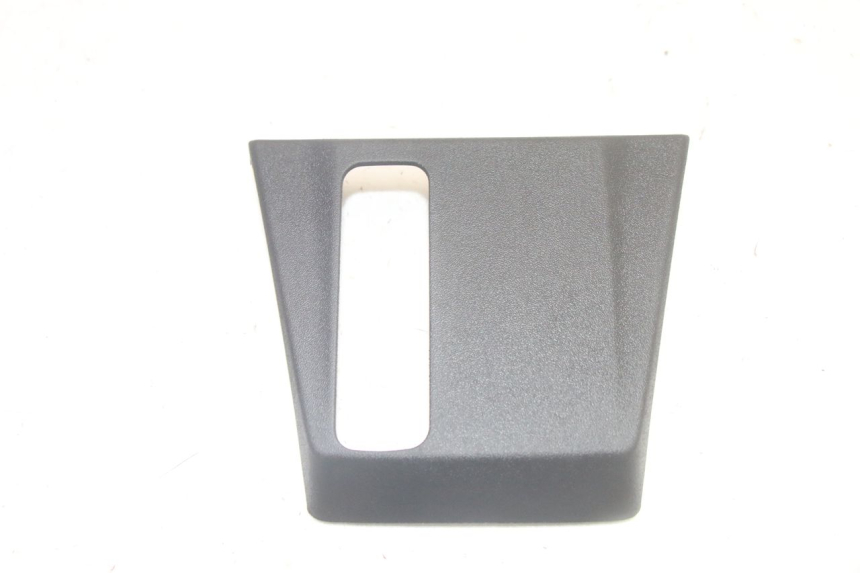 photo de Złącze owiewki przedniej PIAGGIO MP3 HPE 350 (2018 - 2020) - Widok główny