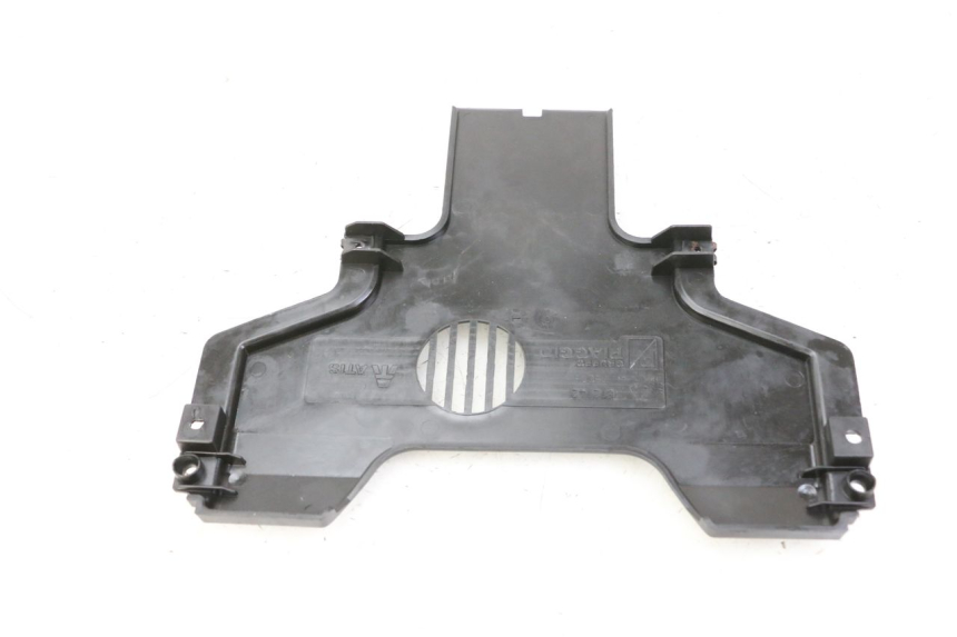 photo de Złącze owiewki przedniej PIAGGIO MP3 500 (2014 - 2017) - Szczegół części