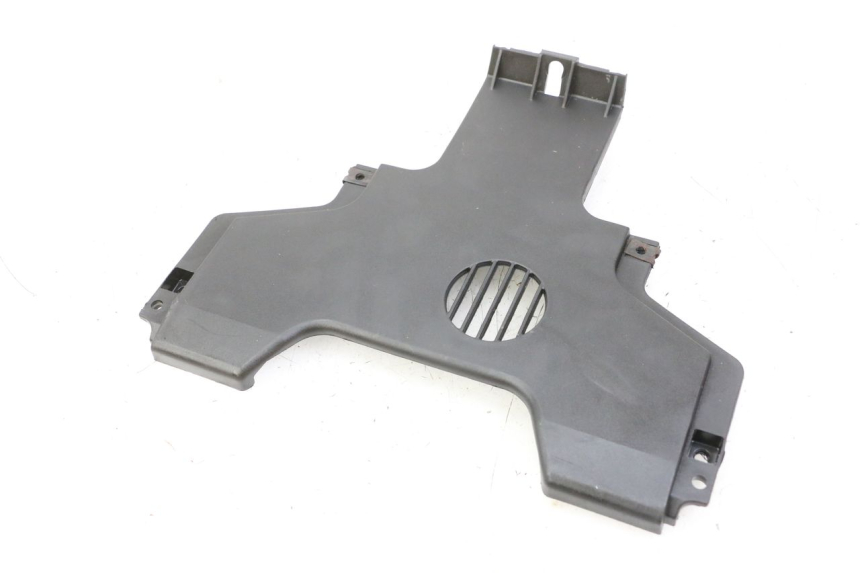 photo de Złącze owiewki przedniej PIAGGIO MP3 500 (2014 - 2017) - Inny kąt widzenia