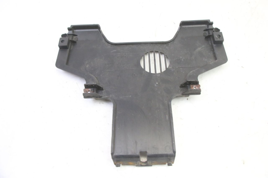 photo de Złącze owiewki przedniej PIAGGIO MP3 500 (2014 - 2017) - Zoom stanu zużycia