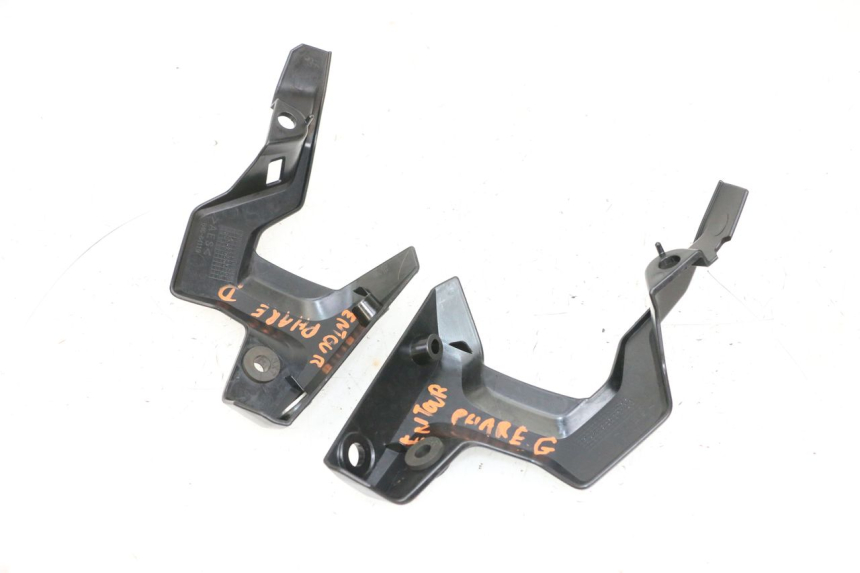 photo de Złącze owiewki przedniej YAMAHA MT-07 MT07 ABS 700 (2018 - 2020) - Zoom stanu zużycia