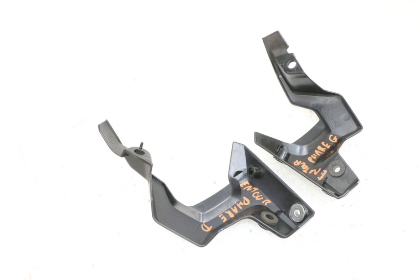 photo de Złącze owiewki przedniej YAMAHA MT-07 MT07 ABS 700 (2018 - 2020) - Inny kąt widzenia