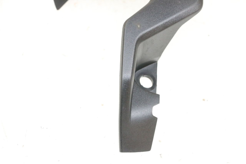 photo de Złącze owiewki przedniej YAMAHA MT-07 MT07 ABS 700 (2018 - 2020) - Punkty mocowania