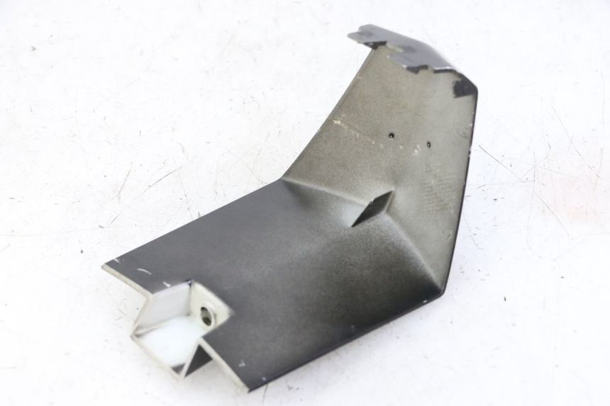 photo de Złącze owiewki przedniej PEUGEOT CITYSTAR 2T 50 (2018 - 2021) - Zoom stanu zużycia