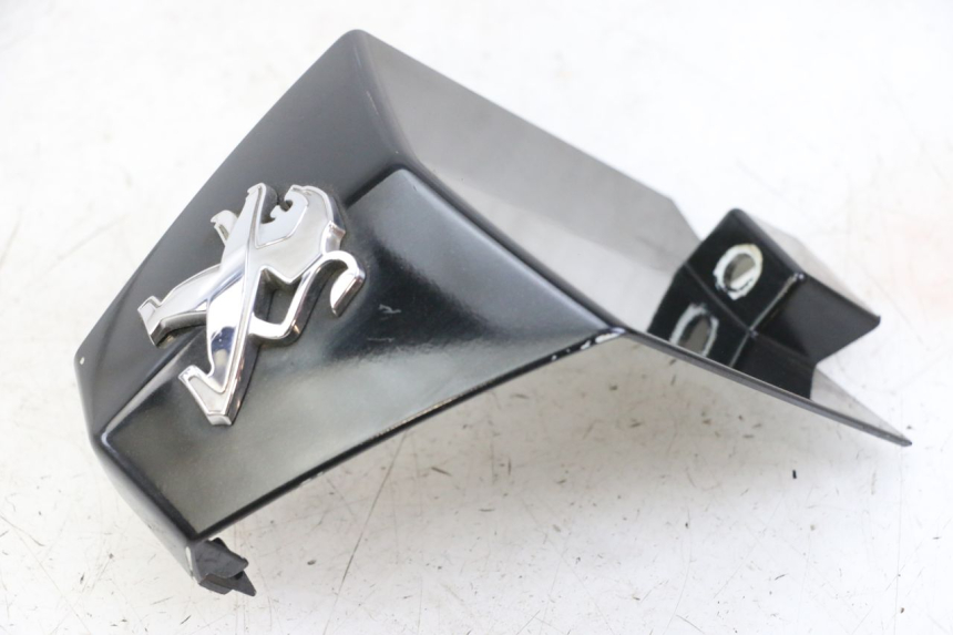 photo de Złącze owiewki przedniej PEUGEOT CITYSTAR 2T 50 (2018 - 2021) - Zbliżenie techniczne