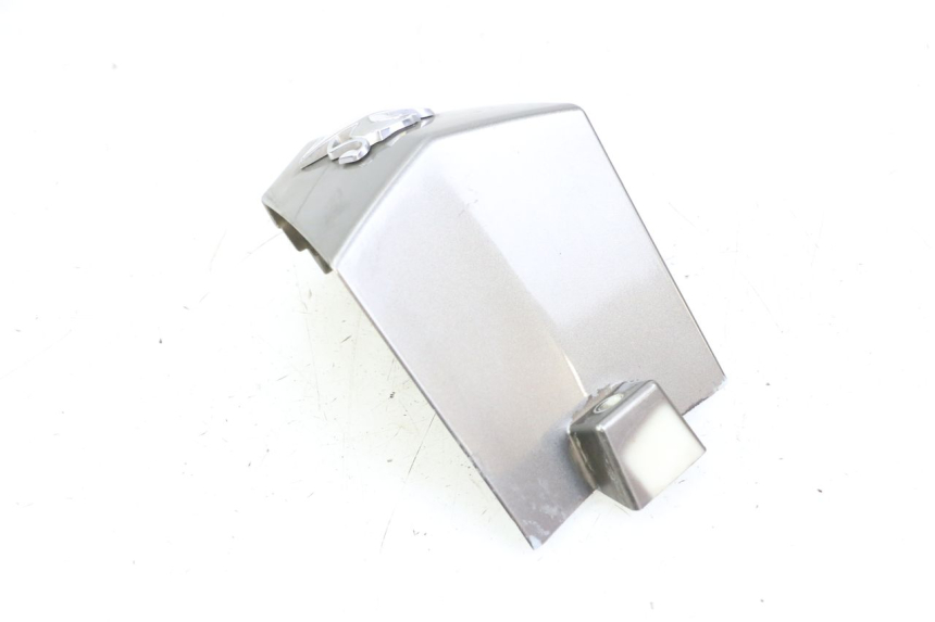 photo de Złącze owiewki przedniej PEUGEOT CITYSTAR 50 (2013 - 2017) - Zbliżenie techniczne