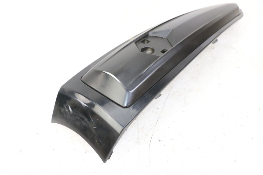 photo de Złącze owiewki przedniej PIAGGIO LIBERTY IGET 4T 50 (2021 - 2025) - Stan powierzchni