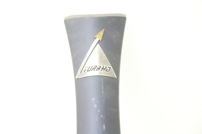 photo de Złącze owiewki przedniej TURBHO RP 50 (2018 - 2022) - Zoom stanu zużycia