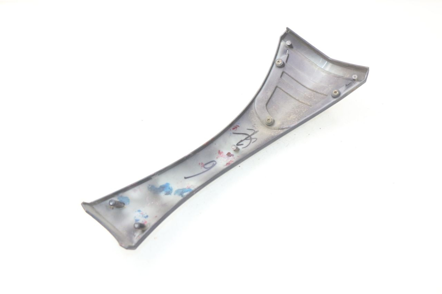 photo de Złącze owiewki przedniej TURBHO RP 50 (2018 - 2022) - Zbliżenie techniczne