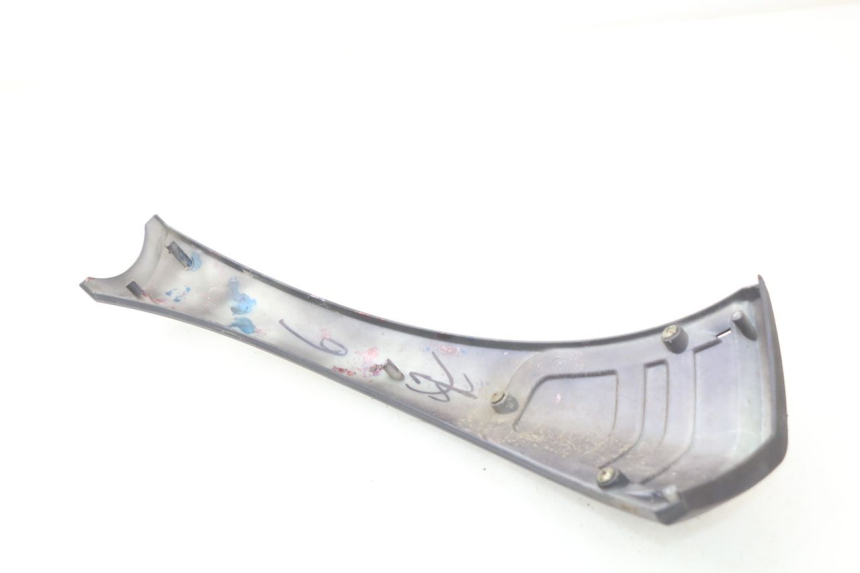 photo de Złącze owiewki przedniej TURBHO RP 50 (2018 - 2022) - Widok ogólny