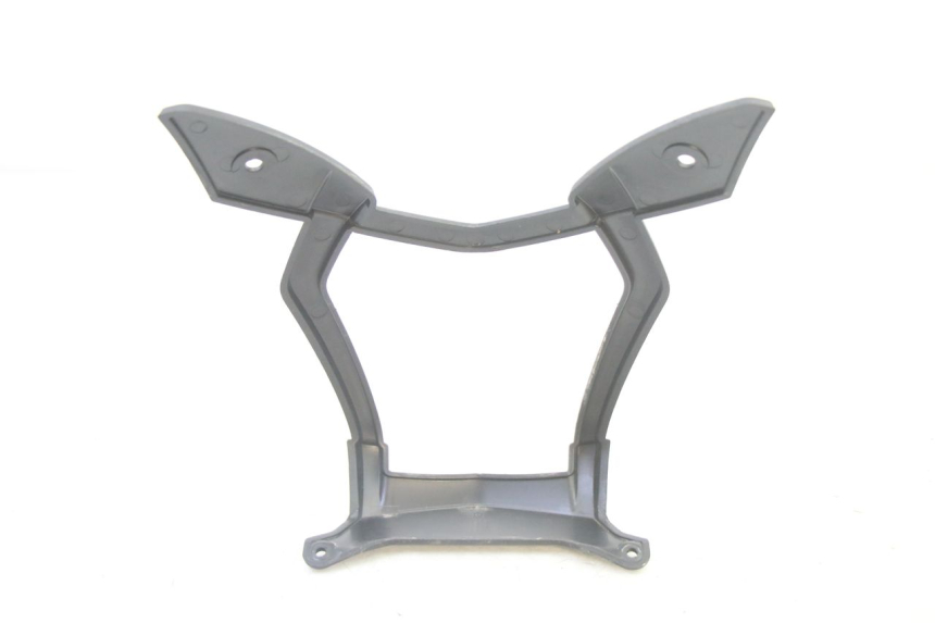 photo de Złącze owiewki przedniej PEUGEOT STREETZONE I NAKED 2T 50 (2018 - 2020) - Zbliżenie techniczne