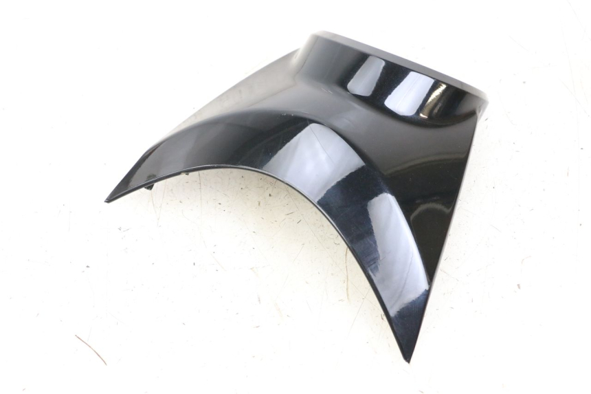 photo de Złącze górnej przedniej owiewki YAMAHA BW'S BWS 125 (2010 - 2013) - Inny kąt widzenia