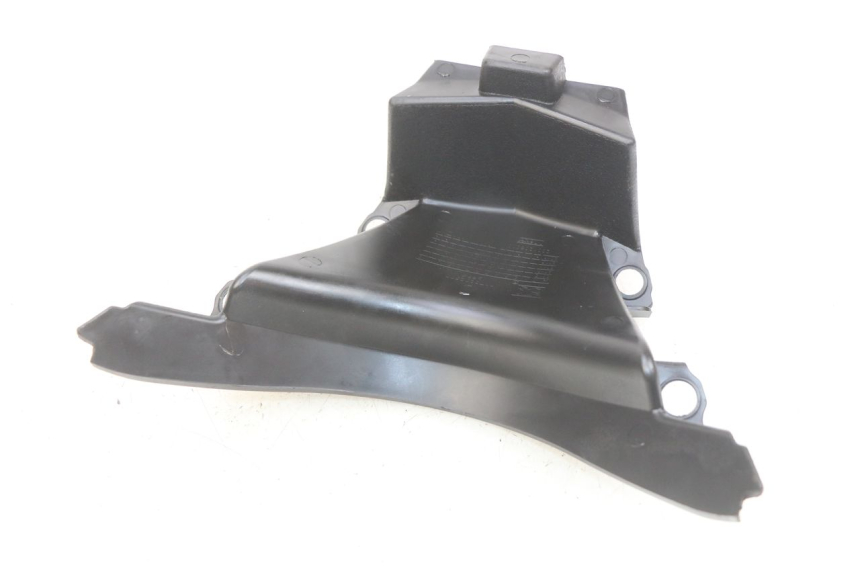 photo de Złącze górnej przedniej owiewki PEUGEOT CITYSTAR 2T 50 (2018 - 2021) - Szczegół części