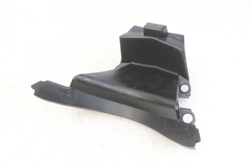 photo de Złącze górnej przedniej owiewki PEUGEOT CITYSTAR 50 (2013 - 2017) - Szczegół części