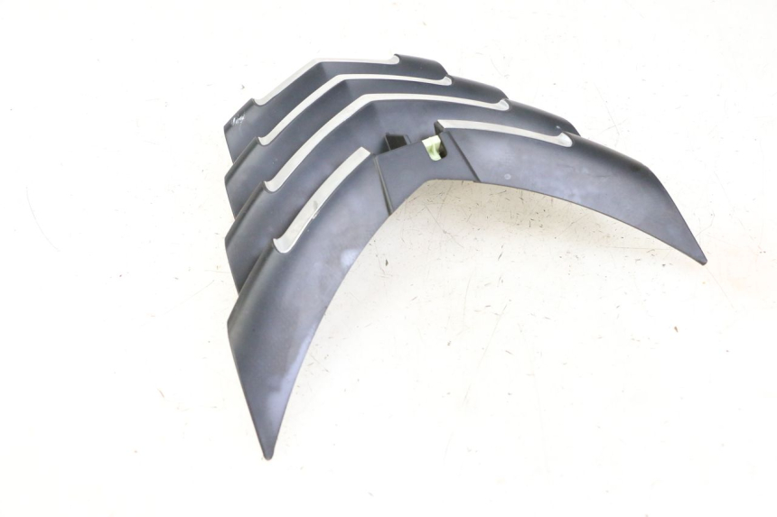 photo de Złącze górnej przedniej owiewki PEUGEOT CITYSTAR 50 (2013 - 2017) - Szczegół części