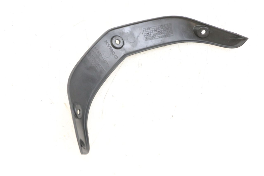 photo de Złącze górnej przedniej owiewki KYMCO DINK 4T 50 (2007 - 2018) - Szczegół części