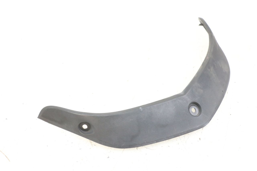 photo de Złącze górnej przedniej owiewki KYMCO DINK 4T 50 (2007 - 2018) - Zoom stanu zużycia