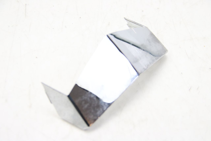 photo de Złącze górnej przedniej owiewki PEUGEOT E-VIVACITY 1 (2012 - 2018) - Widok główny