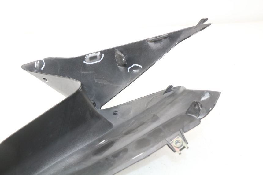 photo de Złącze górnej przedniej owiewki SUZUKI GSX-R GSXR 750 (2011 - 2016) - Punkty mocowania