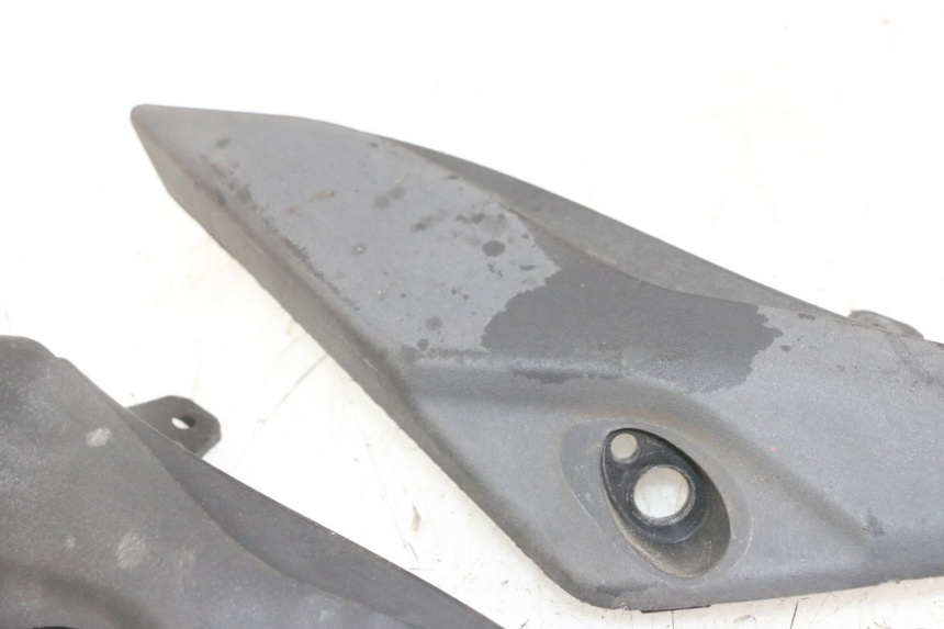 photo de Złącze górnej przedniej owiewki PIAGGIO IE MP3 YOURBAN 300 (2011 - 2016) - Punkty mocowania