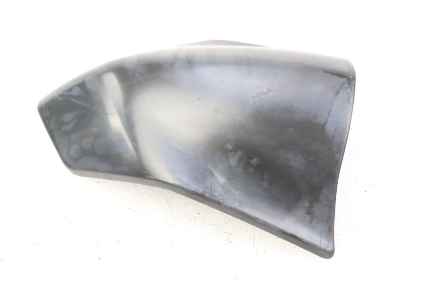 photo de Złącze górnej przedniej owiewki RIDE KALLIO 50 (2010 - 2019) - Zbliżenie techniczne