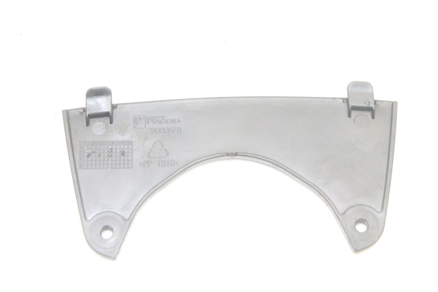 photo de Złącze górnej przedniej owiewki PIAGGIO MP3 500 (2014 - 2017) - Inny kąt widzenia