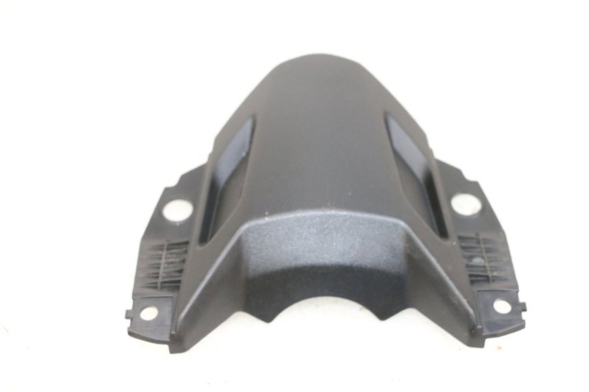 photo de Złącze górnej przedniej owiewki YAMAHA MT-07 MT07 ABS 700 (2018 - 2020) - Zoom stanu zużycia