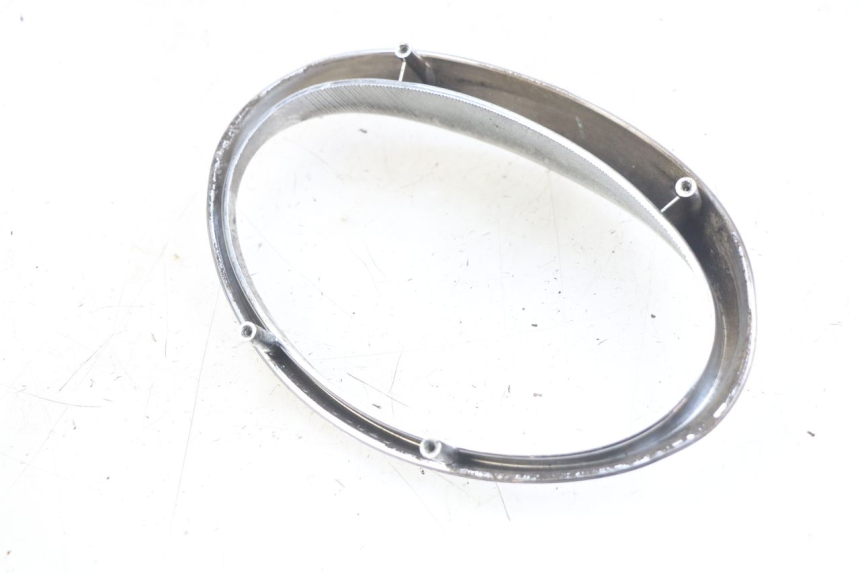 photo de ŁĄCZNIK GÓRNEJ PRZEDNIEJ OWIEWKI APRILIA SCARABEO 100 (2003 - 2012) - Zoom stanu zużycia