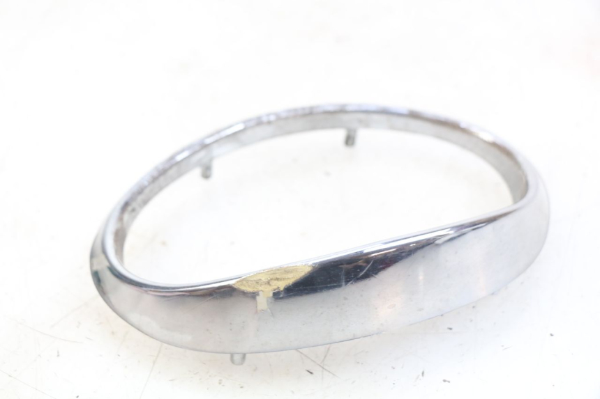 photo de ŁĄCZNIK GÓRNEJ PRZEDNIEJ OWIEWKI APRILIA SCARABEO 100 (2003 - 2012) - Inny kąt widzenia