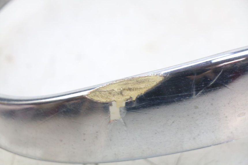 photo de ŁĄCZNIK GÓRNEJ PRZEDNIEJ OWIEWKI APRILIA SCARABEO 100 (2003 - 2012) - Zbliżenie techniczne