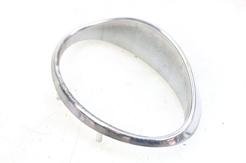 photo de ŁĄCZNIK GÓRNEJ PRZEDNIEJ OWIEWKI APRILIA SCARABEO 100 (2003 - 2012) - Widok ogólny