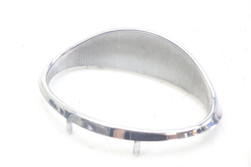 photo de ŁĄCZNIK GÓRNEJ PRZEDNIEJ OWIEWKI APRILIA SCARABEO 100 (2003 - 2012) - Zoom stanu zużycia