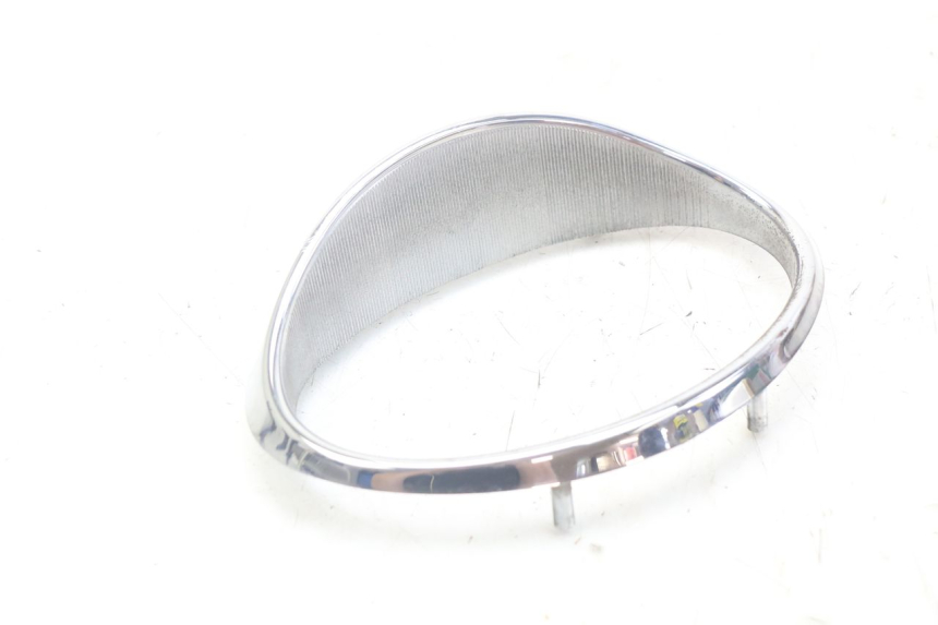 photo de ŁĄCZNIK GÓRNEJ PRZEDNIEJ OWIEWKI APRILIA SCARABEO 100 (2003 - 2012) - Inny kąt widzenia