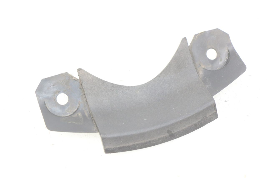 photo de Złącze górnej przedniej owiewki KYMCO SENTO 50 (2008 - 2013) - Szczegół części