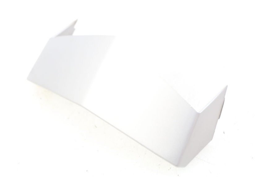 photo de Złącze górnej przedniej owiewki PEUGEOT VIVACITY NEW 4T 50 (2008 - 2017) - Zbliżenie techniczne