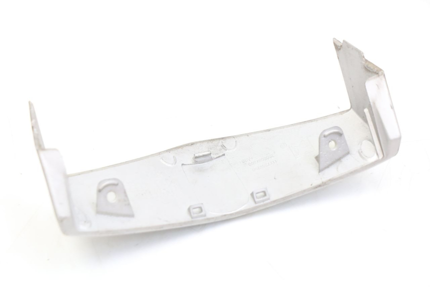 photo de Złącze górnej przedniej owiewki PEUGEOT VIVACITY 125 (2010 - 2017) - Inny kąt widzenia