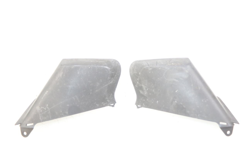 photo de Złącze górnej przedniej owiewki YAMAHA XMAX X-MAX 125 (2006 - 2009) - Widok główny