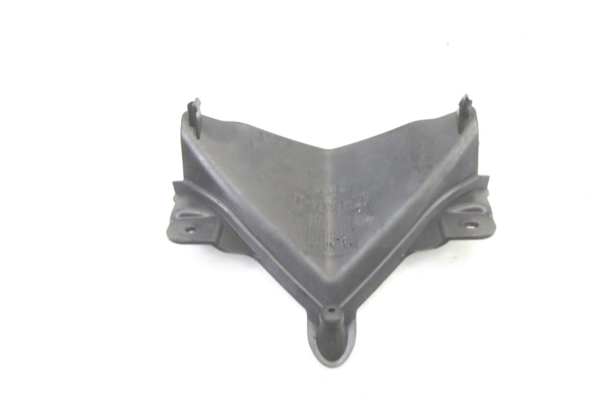 photo de Złącze górnej przedniej owiewki YAMAHA X-MAX XMAX 125 (2010 - 2013) - Zoom stanu zużycia