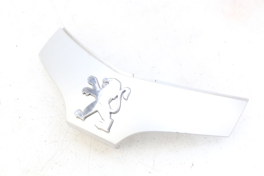 photo de Złącze owiewki przedniej PEUGEOT TWEET 4T 50 (2010 - 2014) - Widok główny