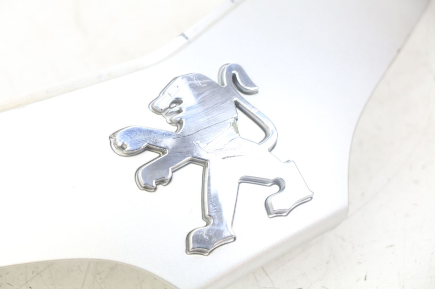 photo de Złącze owiewki przedniej PEUGEOT TWEET 4T 50 (2010 - 2014) - Inny kąt widzenia