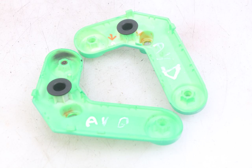 photo de Złącze owiewki przedniej MOTRAC URBAN 4T 50 (2016 - 2024) - Widok ogólny