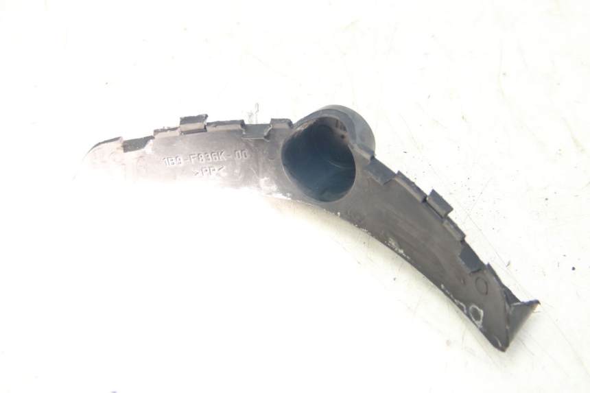 photo de Złącze owiewki przedniej YAMAHA XMAX X-MAX 125 (2006 - 2009) - Widok główny