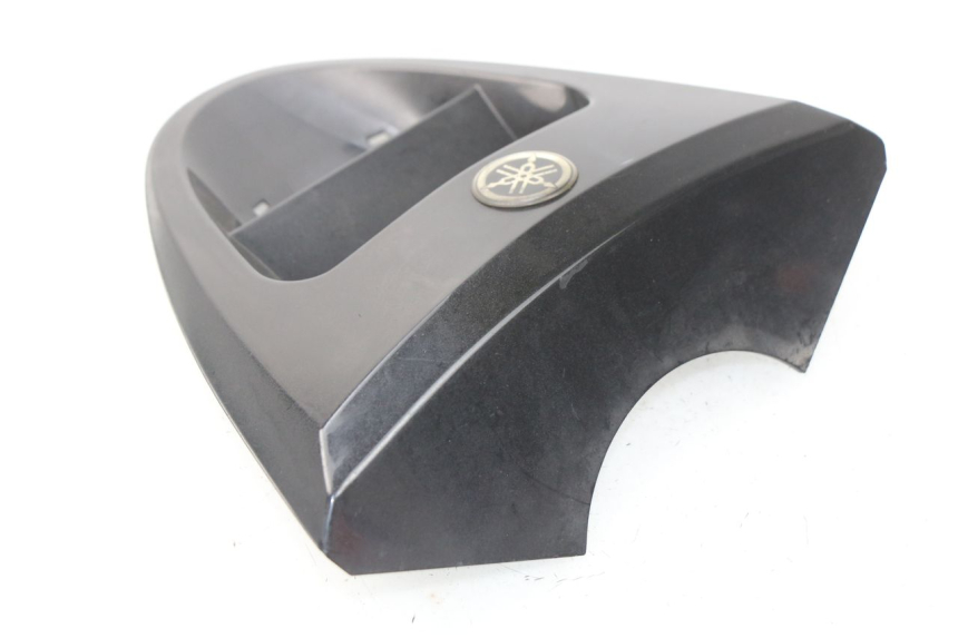 photo de Złącze owiewki przedniej YAMAHA YP MAJESTY 125 (1998 - 2001) - Zbliżenie techniczne