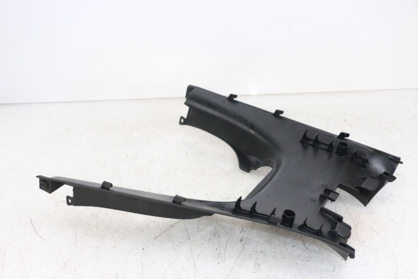 photo de POŁĄCZENIE PODNÓŻKA KYMCO DINK STREET ABS 125 (2011 - 2018) - Szczegół części