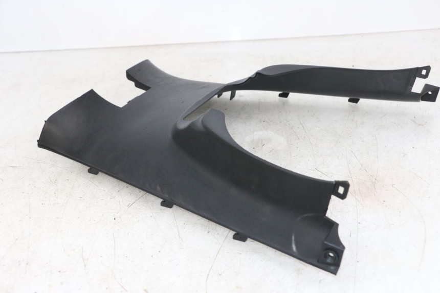 photo de POŁĄCZENIE PODNÓŻKA KYMCO DINK STREET ABS 125 (2011 - 2018) - Inny kąt widzenia